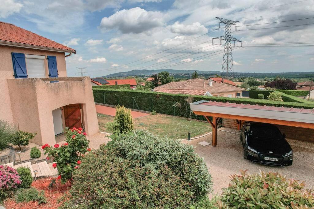 Magnifique Maison A Lentilly - Piscine Luaran gambar